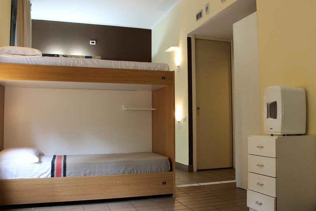 New Generation Hostel Citta Studi Milano Exteriör bild